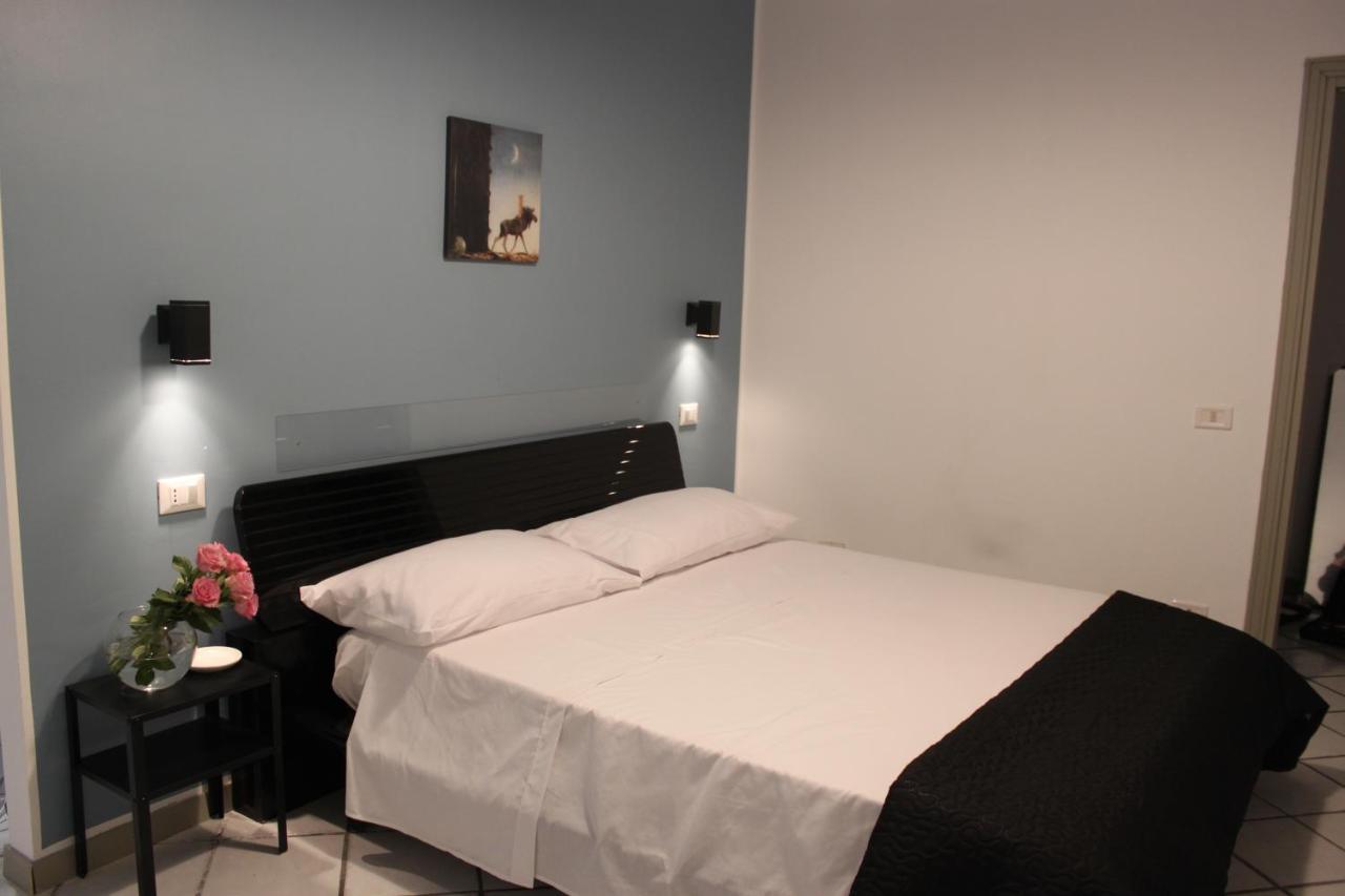Casa Luna - Accomodation In Santa Maria Maggiore Rome Bagian luar foto