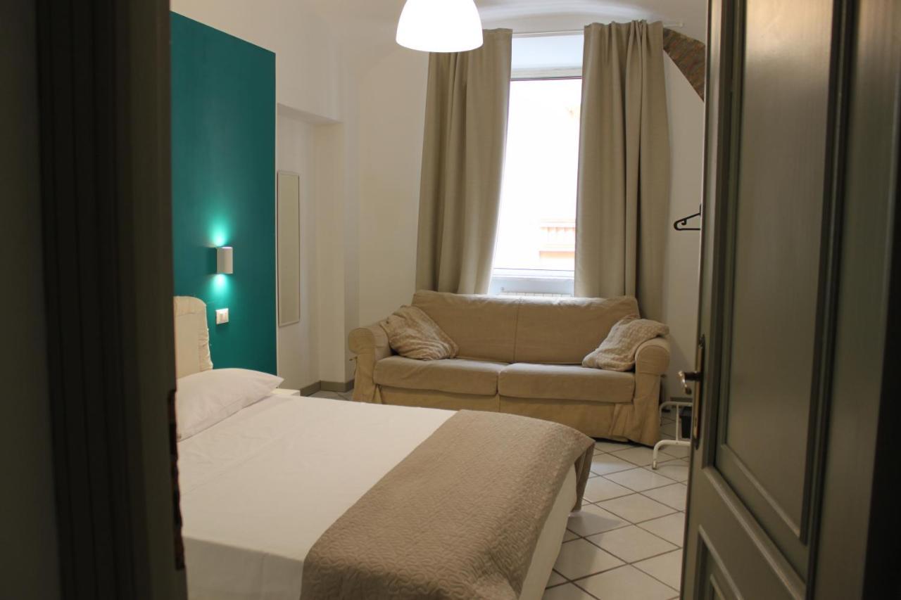 Casa Luna - Accomodation In Santa Maria Maggiore Rome Bagian luar foto