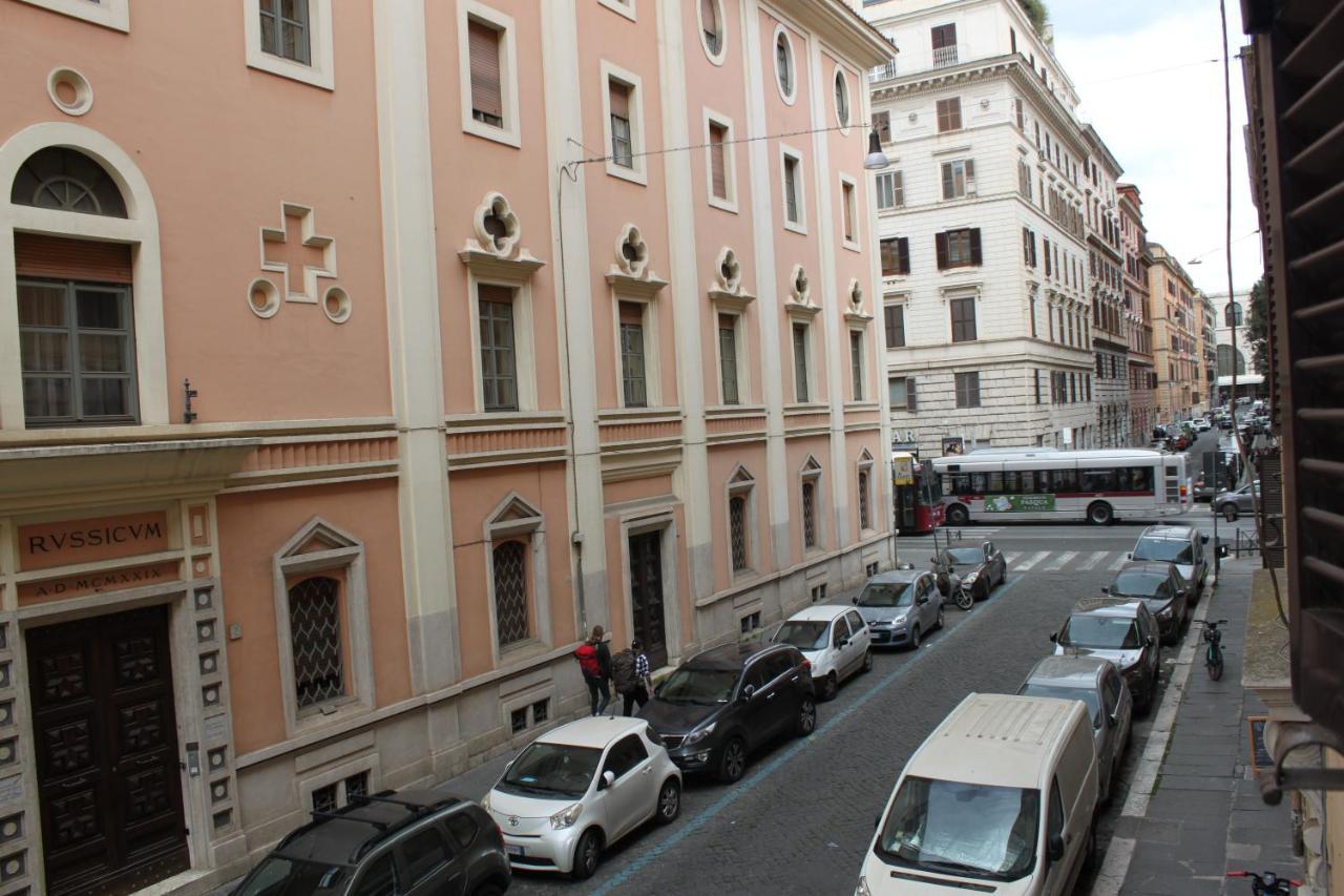 Casa Luna - Accomodation In Santa Maria Maggiore Rome Bagian luar foto